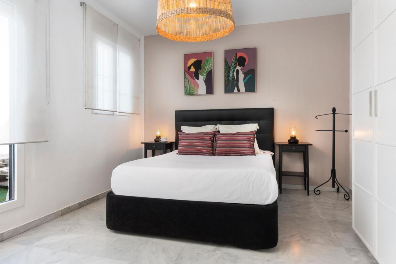 Apartamento Con Terraza En Sevilla Centro By Rent Me Eksteriør billede